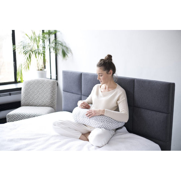 MOTHERHOOD Vankúš dojčiaci Grey Classics