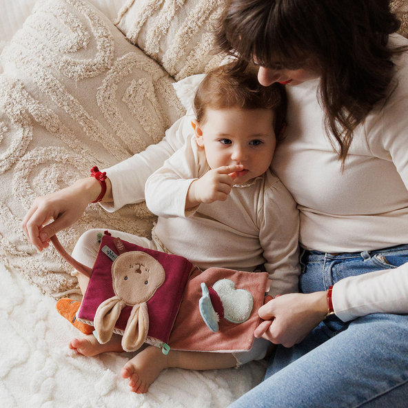 BABYONO Knižka senzorická Rabbit Karo 0m+ 1 ks