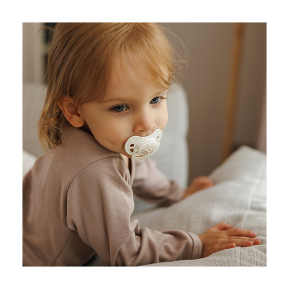 BABYONO Cumlíky silikónové anatomické 18m+ 2 ks