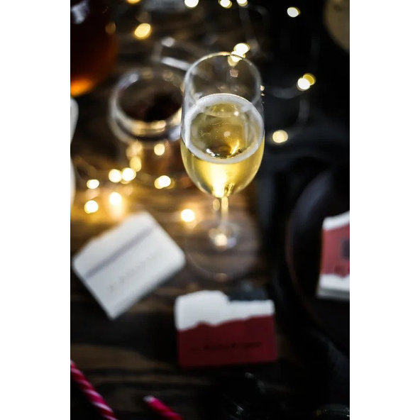 MYDLO SPARKLING CHAMPAGNE Almara Soap 100 g