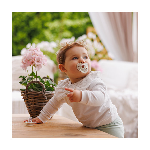 BABYONO Cumlíky silikónové anatomické 6-18m 2 ks