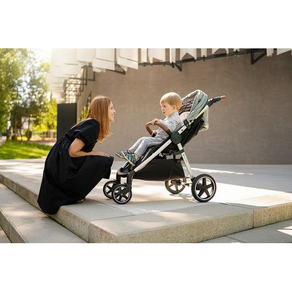 PETITE&MARS Kočík športový Royal Iron Green Complete