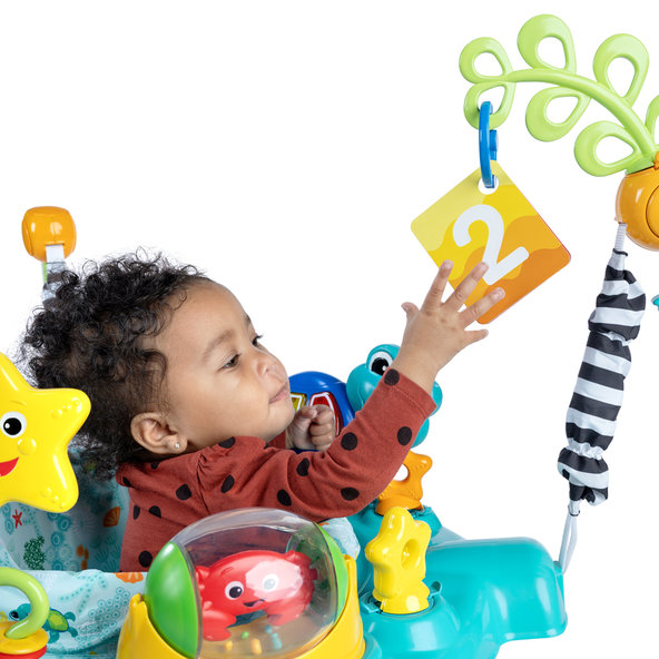 BABY EINSTEIN Skákadlo/Aktívne centrum 2v1 Curiosity Cove™ 6m+ do 11kg