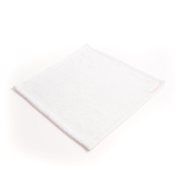 S kožou na trh bambusový uteráčik na pleť biely 1ks