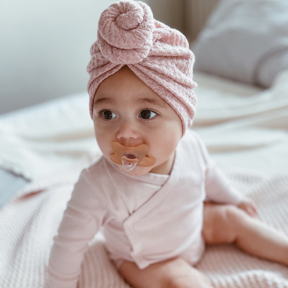 Canpol Babies Cumlík silikónový symetrický oranžový 0-6 m