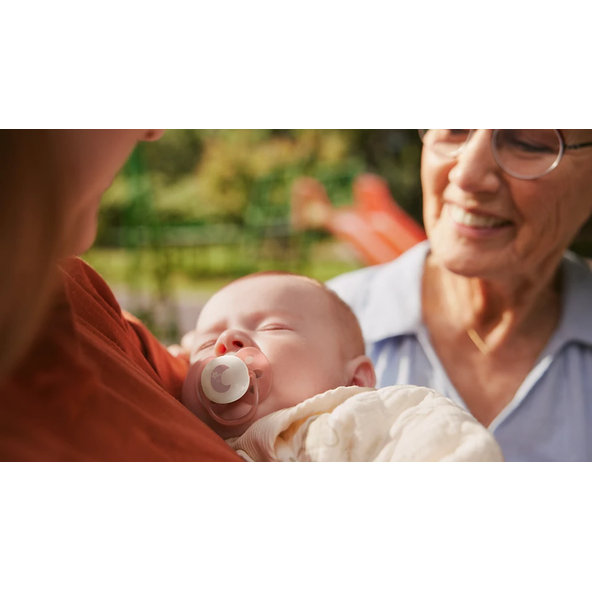 Philips AVENT Cumlík Ultra soft s obrázkom nočný neutral 0-6 m 2 ks