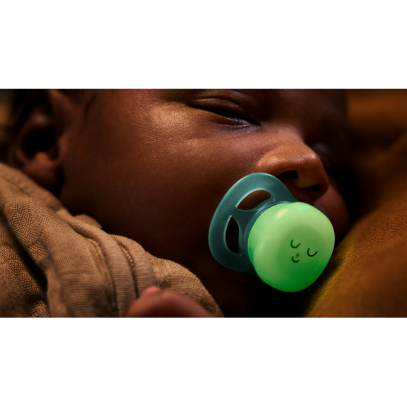 Philips AVENT Cumlík Ultra start s obrázkom nočný chlapec 0-2 m 2 ks