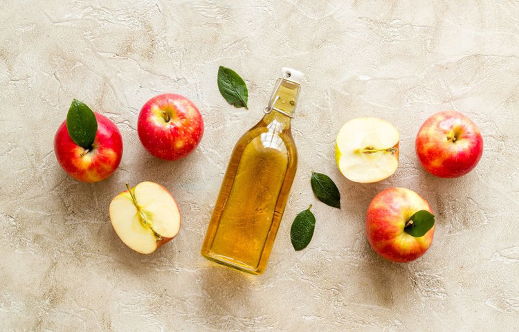 Jablčný ocot recepty a použitie v kuchyni s čerstvými jablkami