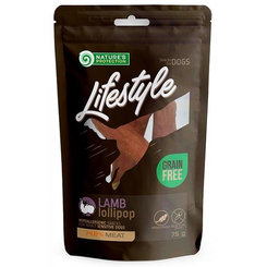 Maškrta Natures Protection Lifestyle pre psy s jahňacím mäsom 75g