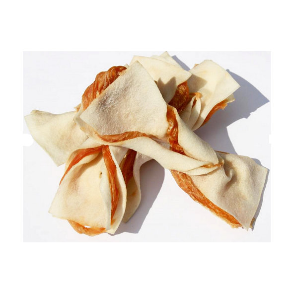 Maškrta Salač Motýlik z byvolej kože s kuracím mäsom 100g