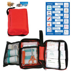 Lekárnička DUVO+ pre domáce zvieratá, 61 dielov, 12x15,5x5cm