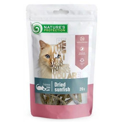 Maškrta Natures Protection Lifestyle sušené ryby pre mačky 20 g