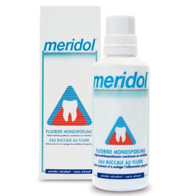 Meridol ústna voda proti zubnému povlaku 400 ml