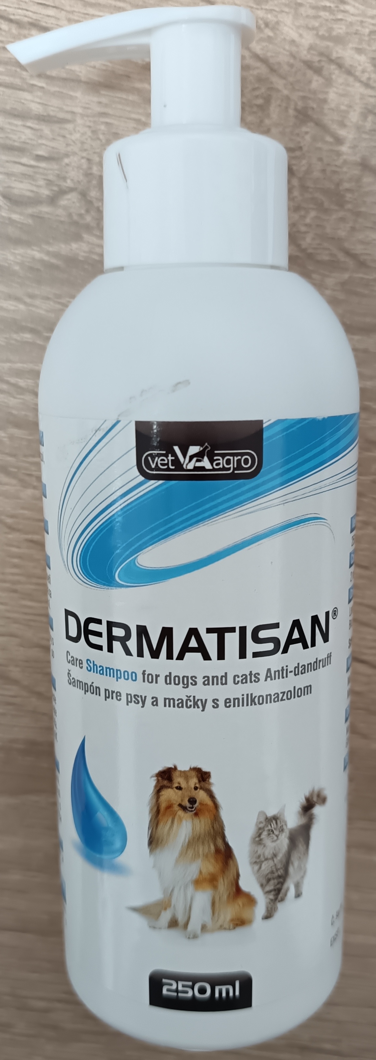 Šampón Dermatisan proti lupinám pre psy a mačky 250ml