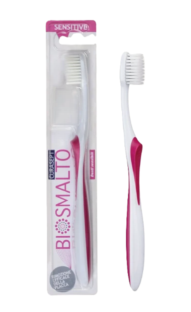 CURASEPT Biosmalto Sensitive zubná kefka 1ks