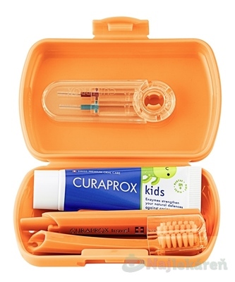 E-shop CURAPROX Kids Travel set cestovná sada ORANŽOVÁ