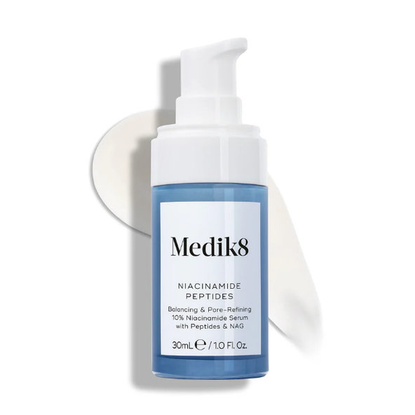 Medik8 Niacinamide Peptides sérum s 10% niacínamidom 30ml